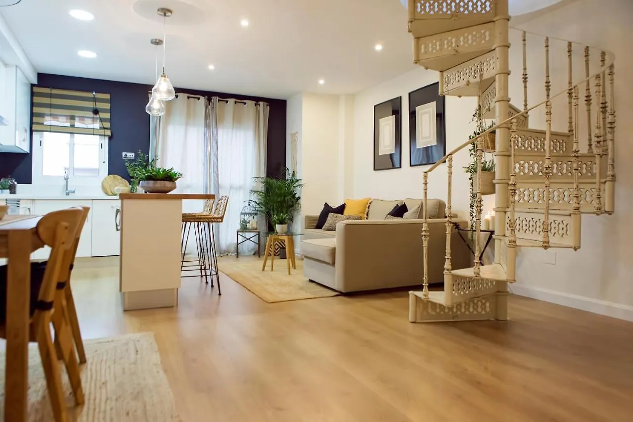 Sol Y Malaga - Designer Duplex Con Terraza Y Parking Daire 0*,